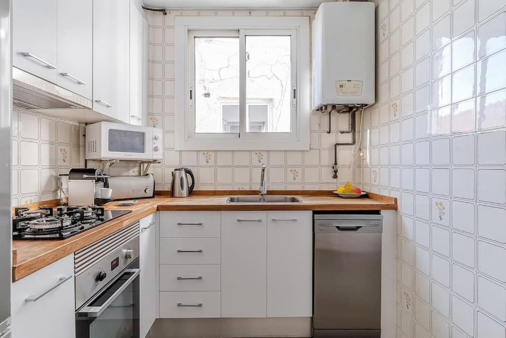 Canela Homes Barcelona Bailen Екстериор снимка